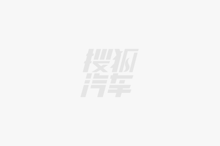 市！搭载30T四驱+8AT标配双速分动箱